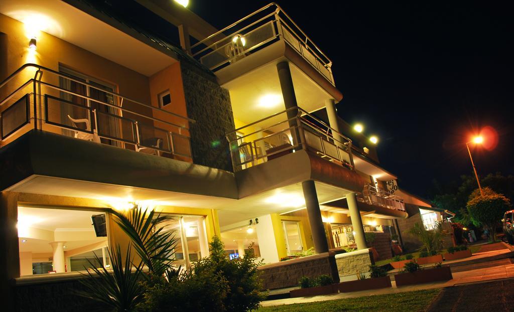 Hotel La Bahia Federacion Bagian luar foto